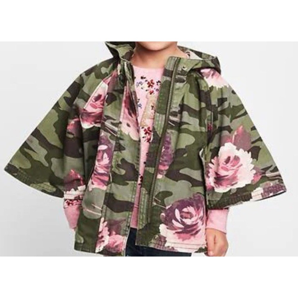 GAP Kids Small (size 6-7) Floral Rose Peony Camo Hooded Jacket Poncho Parka NWoT